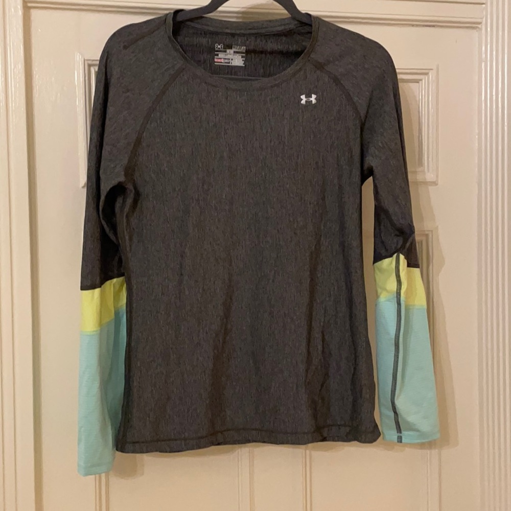 Under Armour Women’s Long Sleeve Athleisure Too